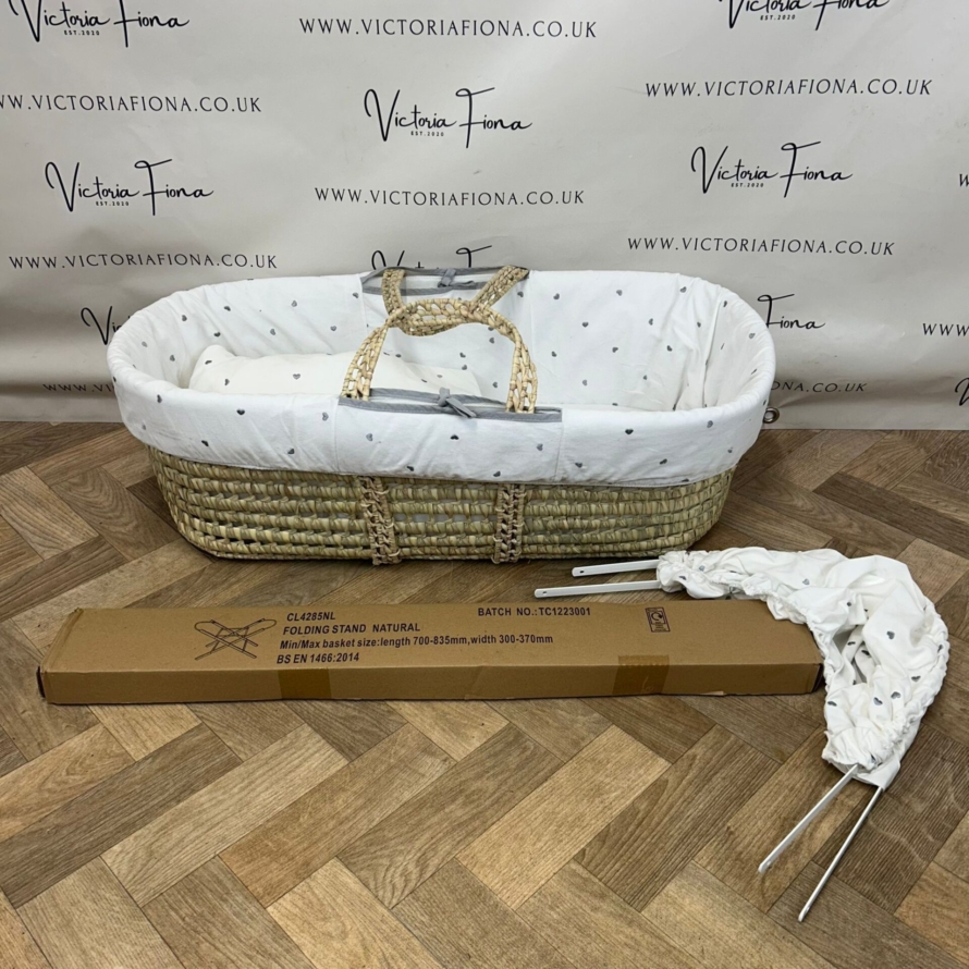 NEW Clair de Lune White Heart Wicker Moses Basket with Rocking Stand RRP £95