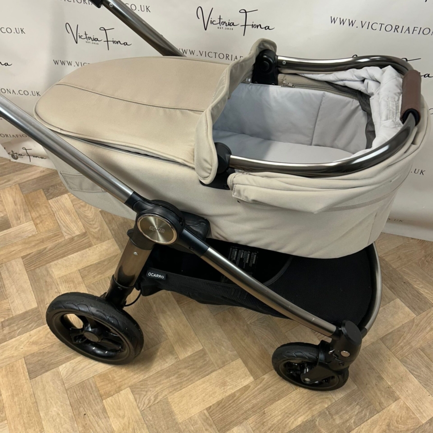 PRELOVED Mamas & Papas Ocarro Carrycot & Pushchair - Iconic - Image 2